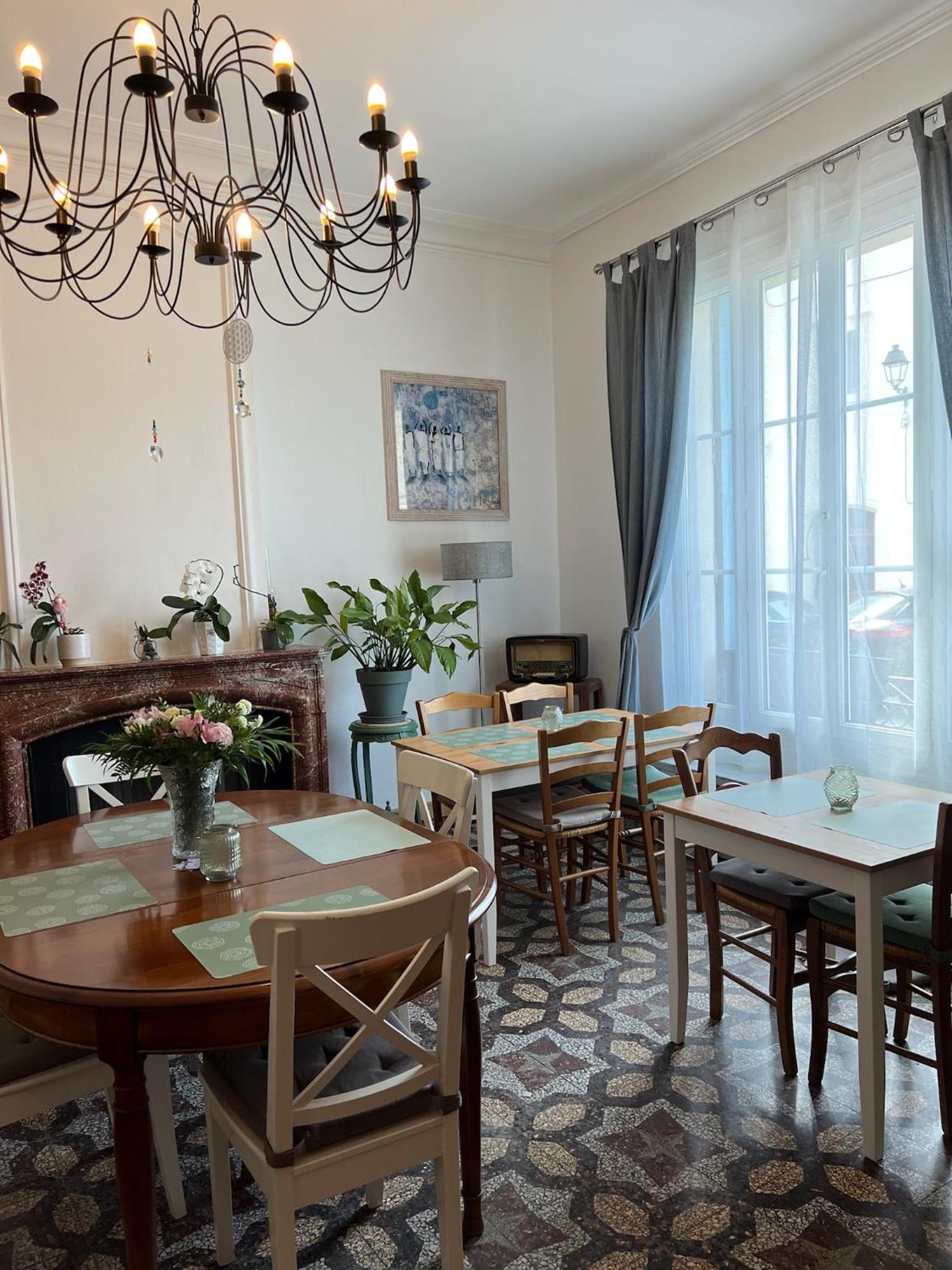 Entre Midi - Maison D'Hotes - B&B Capestang Ngoại thất bức ảnh
