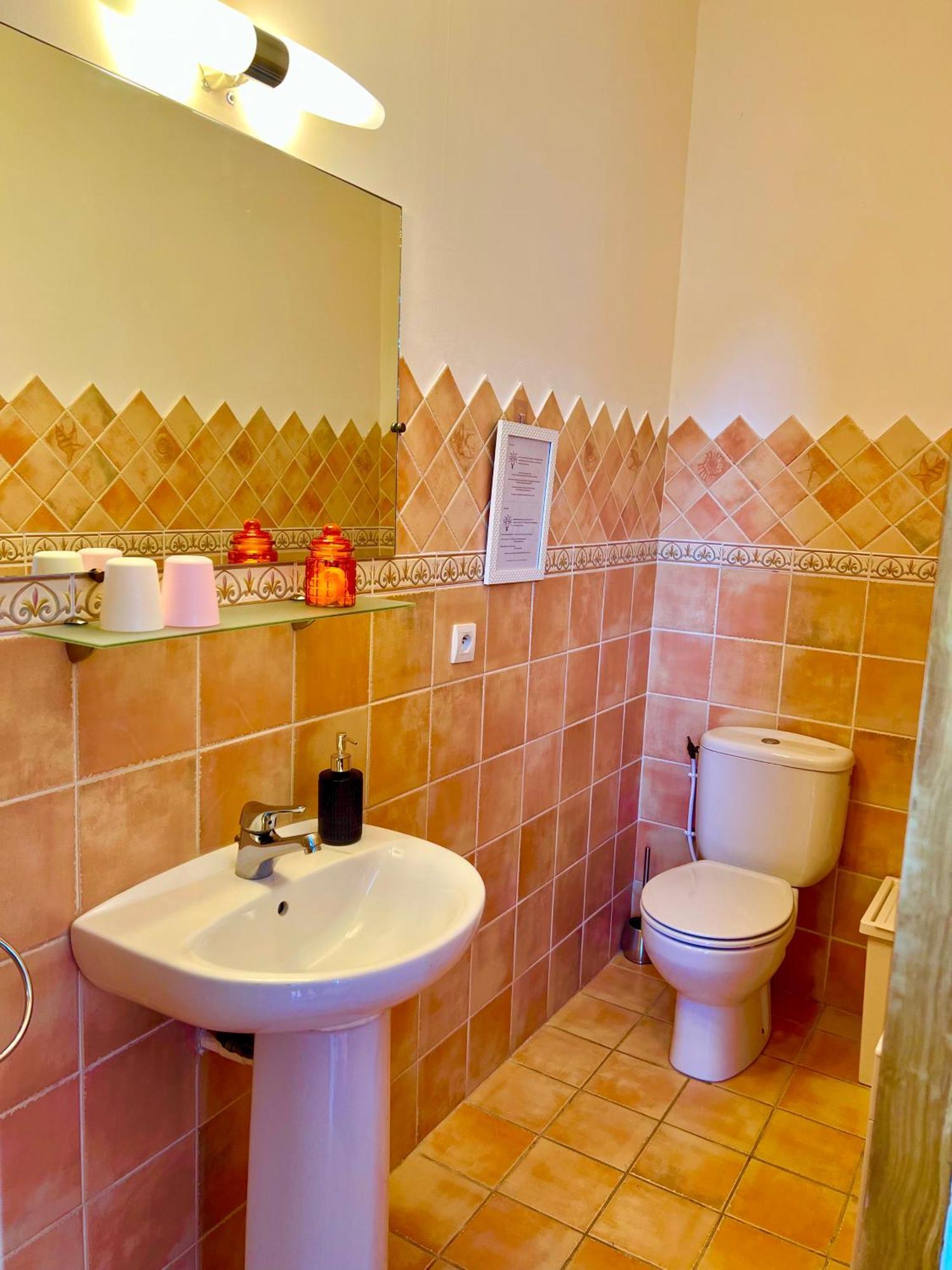 Entre Midi - Maison D'Hotes - B&B Capestang Ngoại thất bức ảnh